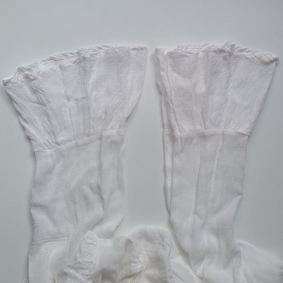 Boho Semi-Sheer Ruffle Bell Sleeve Top (M) - Picture 6 of 6